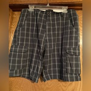 Milaika surf ware size 34 men’s cargo shorts